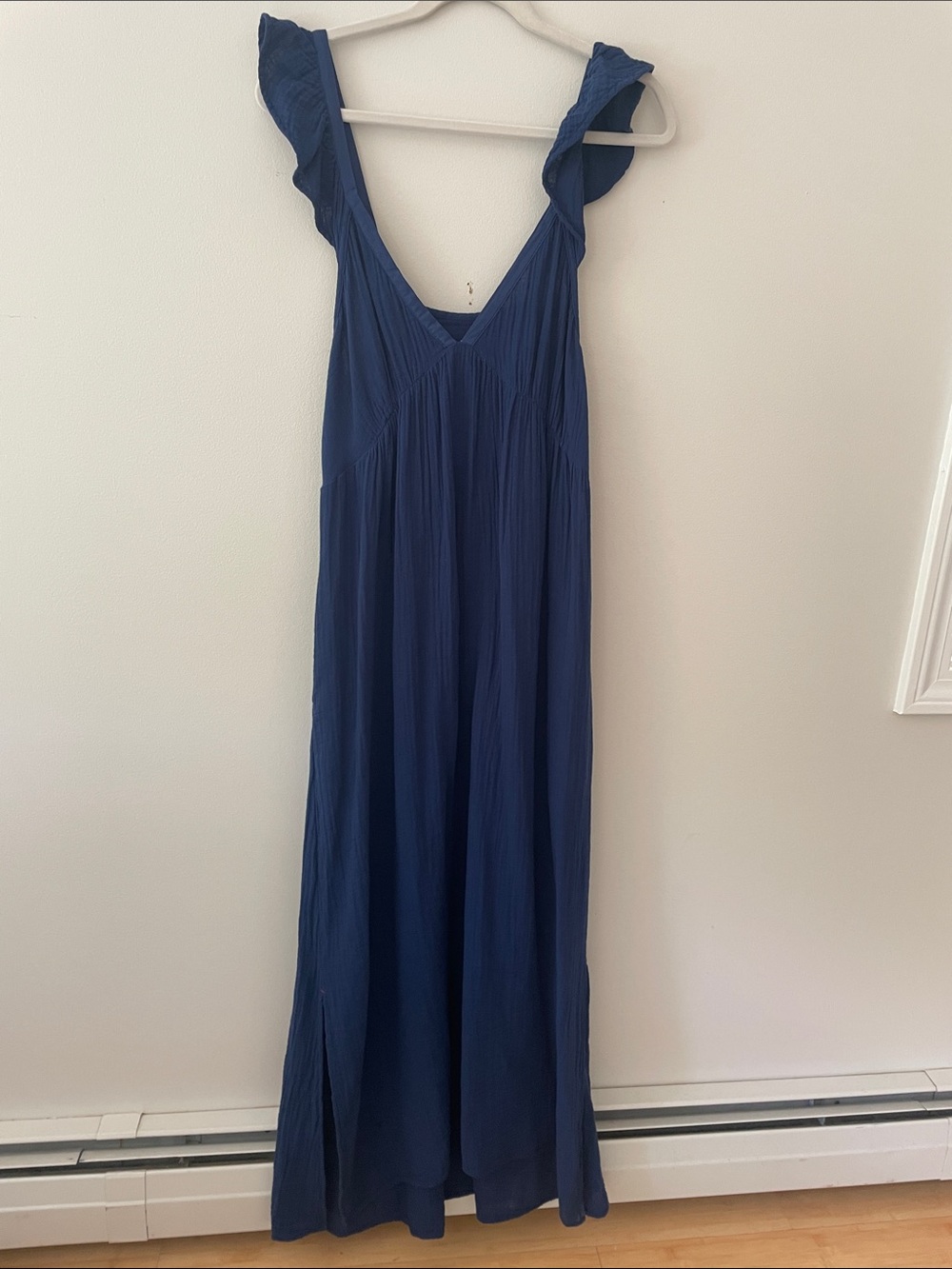 NWOT XiRENA Navy Ruffled-Shoulder Maxi Dress